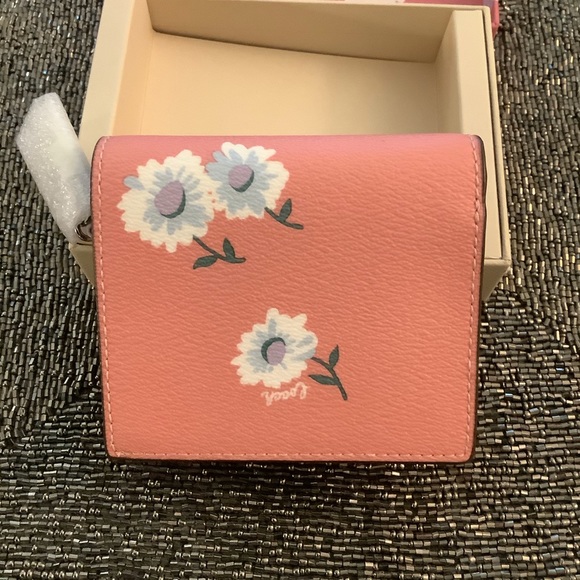 NWT COACH Boxed Snap Wallet With Daisy Print Pink - Picture 8 of 12